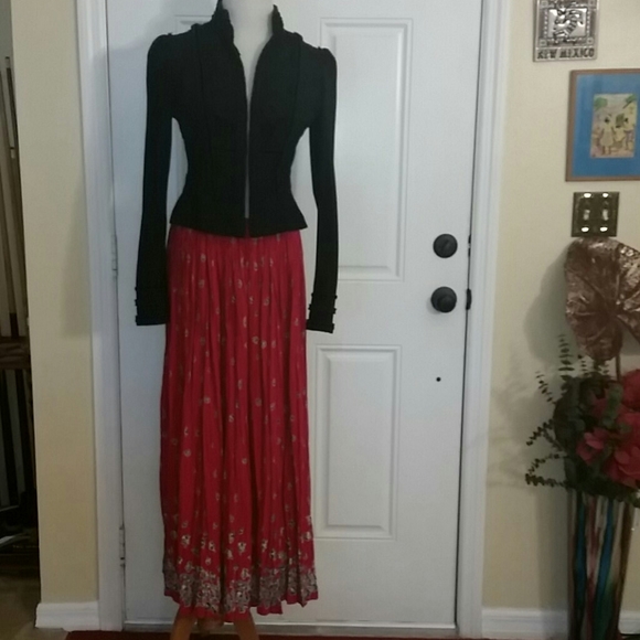 220 Hickory maxi skirt (jacket NOT included) - Picture 2 of 10